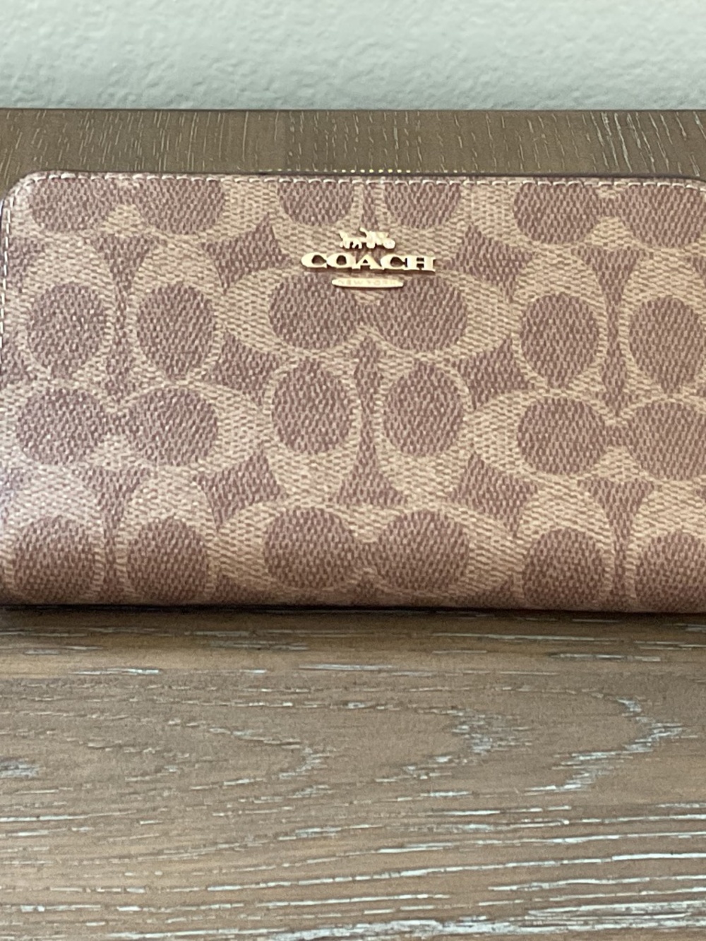 Medium ID Zip Wallet In Signature Canvas - Gold/Tan/Brown